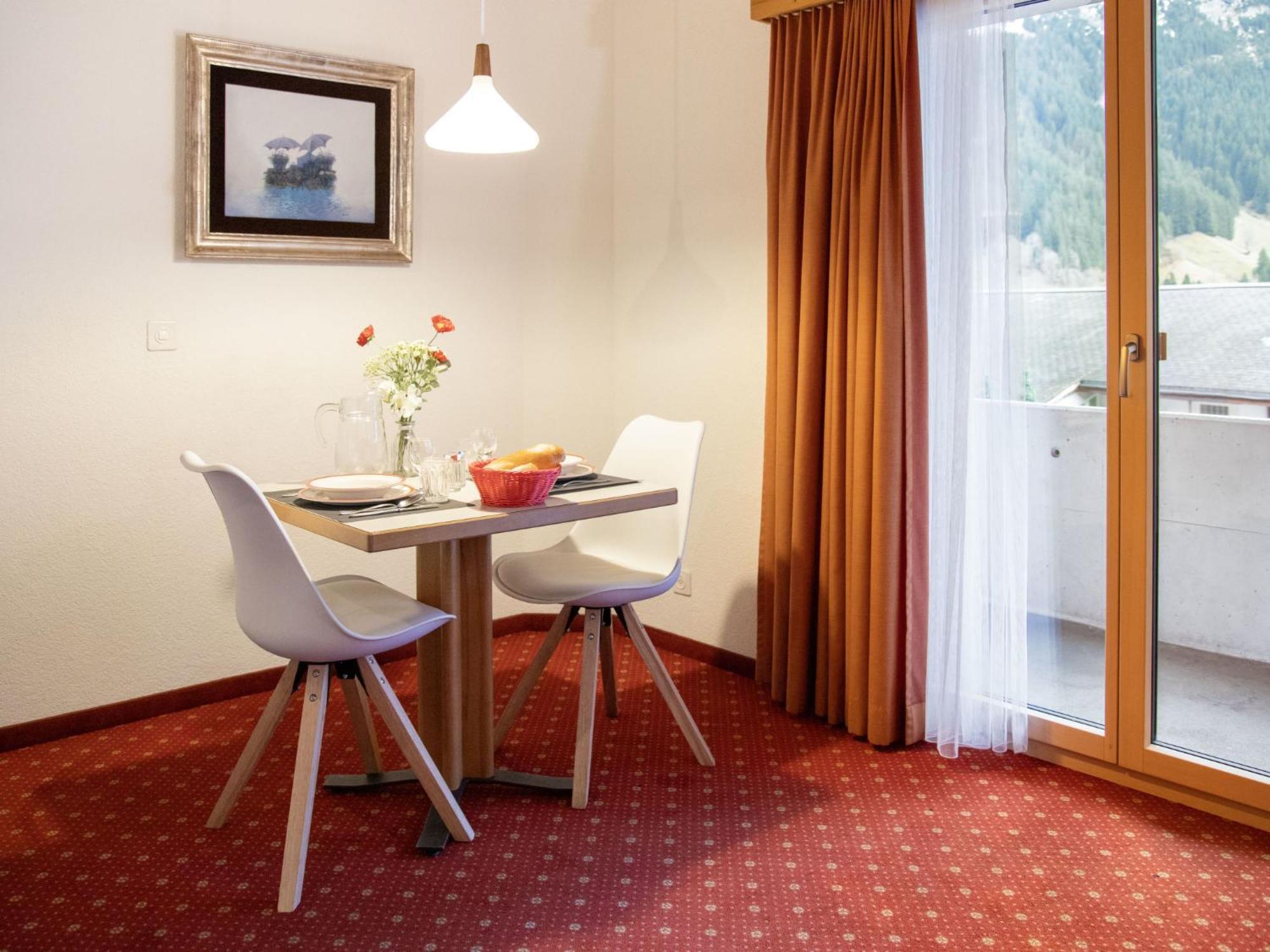 Apartment Chalet Abendrot Apartments-12 By Interhome جريندلوالد المظهر الخارجي الصورة